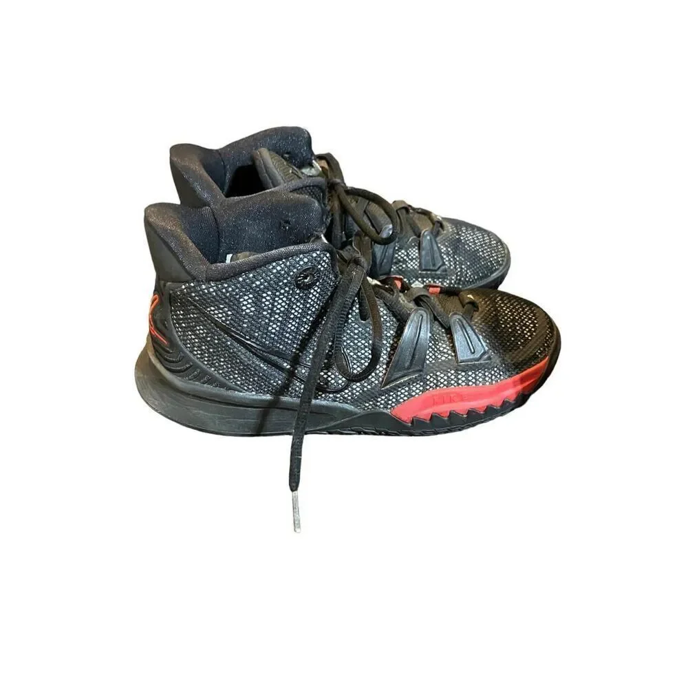 Nike Kyrie 7 “Bred” (GS) Big Kids’ Shoes Black-University Red ct4080-005 / SZ: 4 - Picture 3 of 8